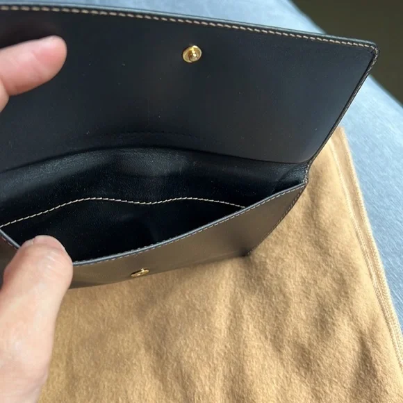 Authenic Black Vintage GUCCI Long Wallet - Picture 3 of 8